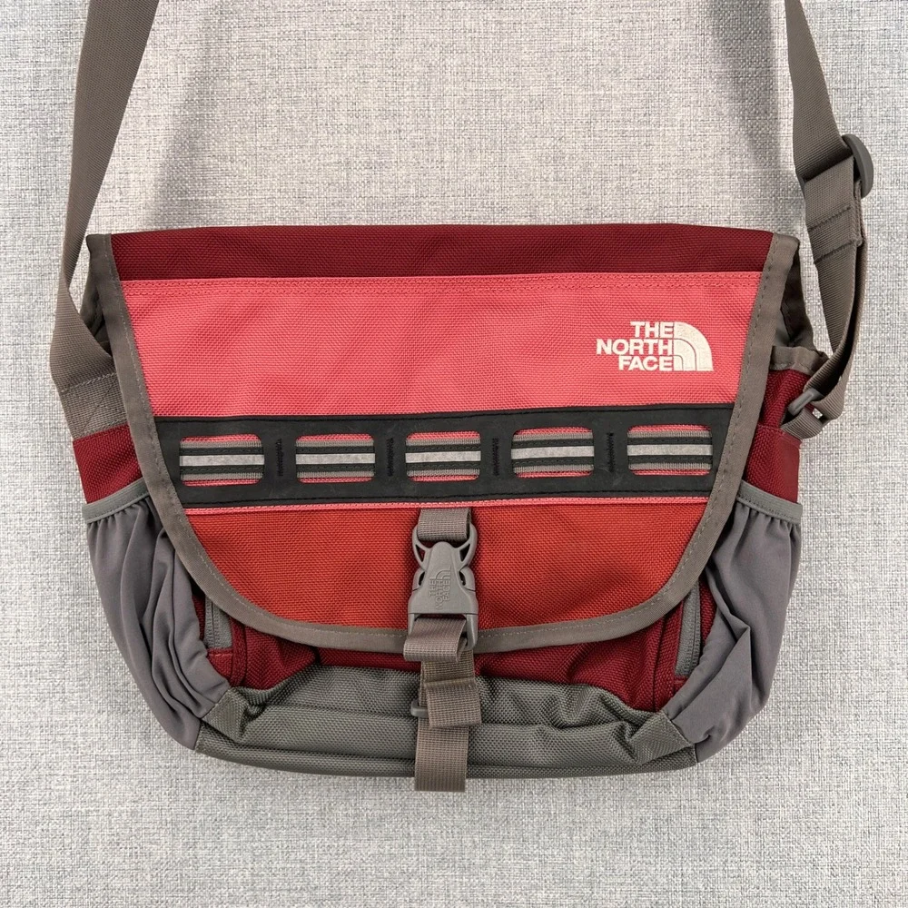 The North Face Fixy Messenger Bag Red Gray Crossbody Utility Campus Gorpcore